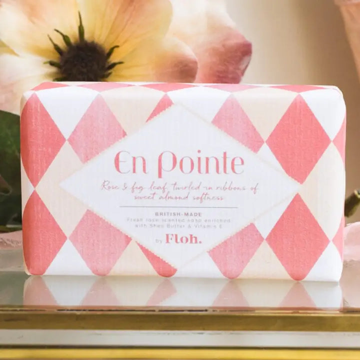 'En Pointe' 190g Soap Bar