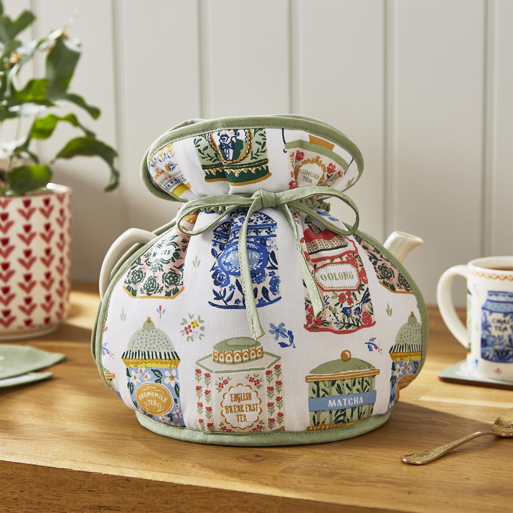 Tea Tins Muff Tea Cosy The Bee's Knees British Imports