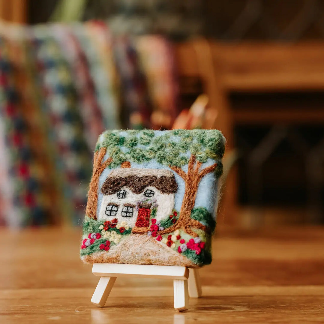 Thatched Cottage Paint with Wool Needle Felting Kit