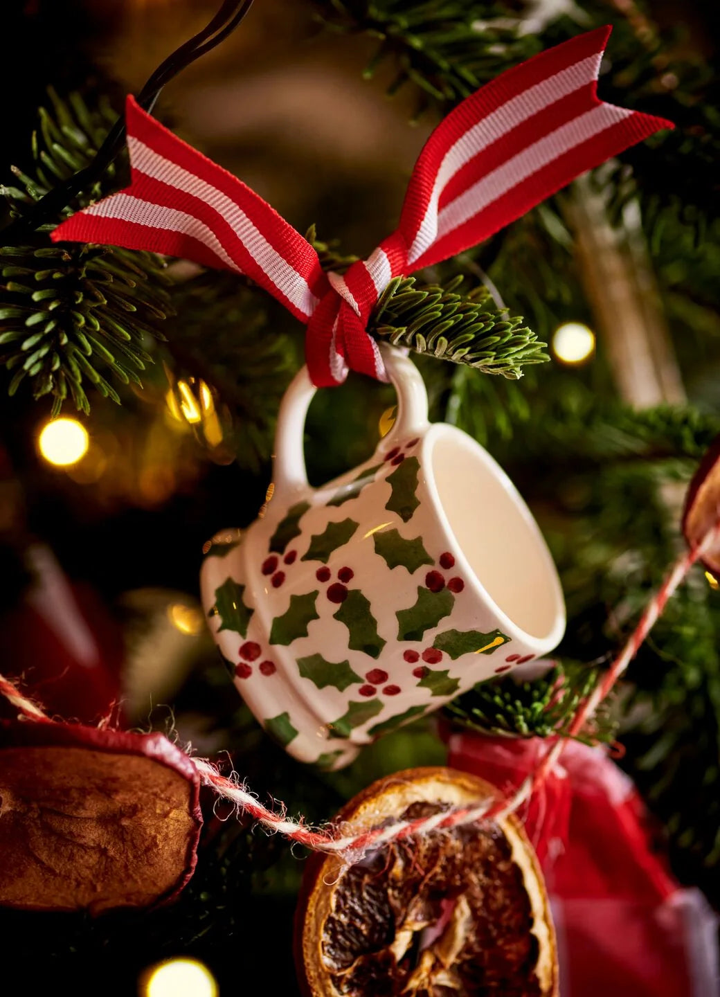 Christmas Tiny Scattered Holly Tiny Mug Decoration Boxed