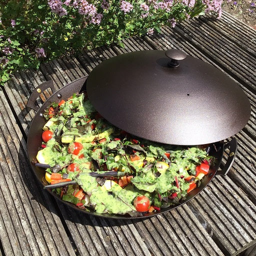 14 Inch Spun Iron Prospector Casserole