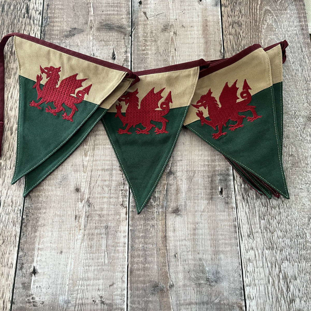 Welsh Flag Traditional Bunting
