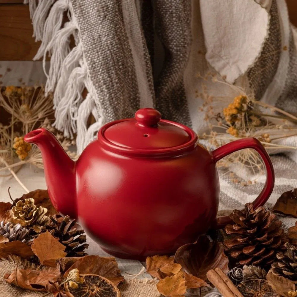 Red 6-cup Teapot