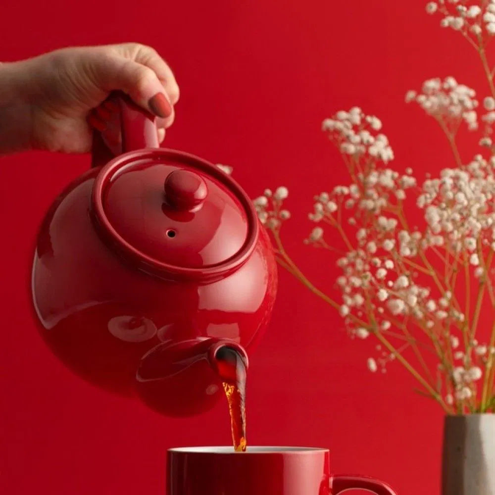 Red 6-cup Teapot