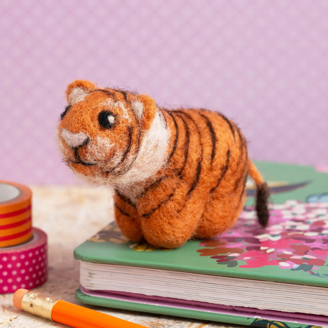 Tiger Mini Felting Kit