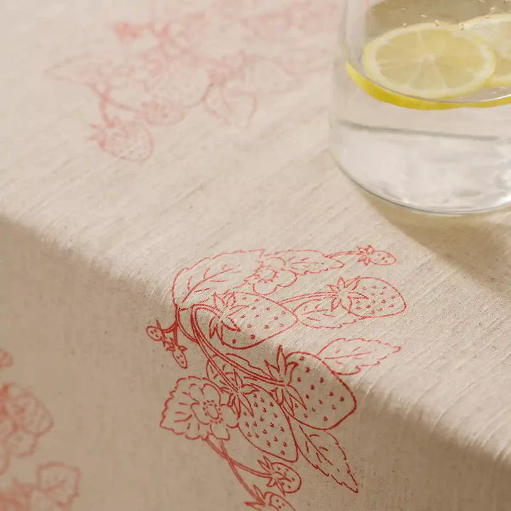 Strawberries Linen Blend Tablecloth