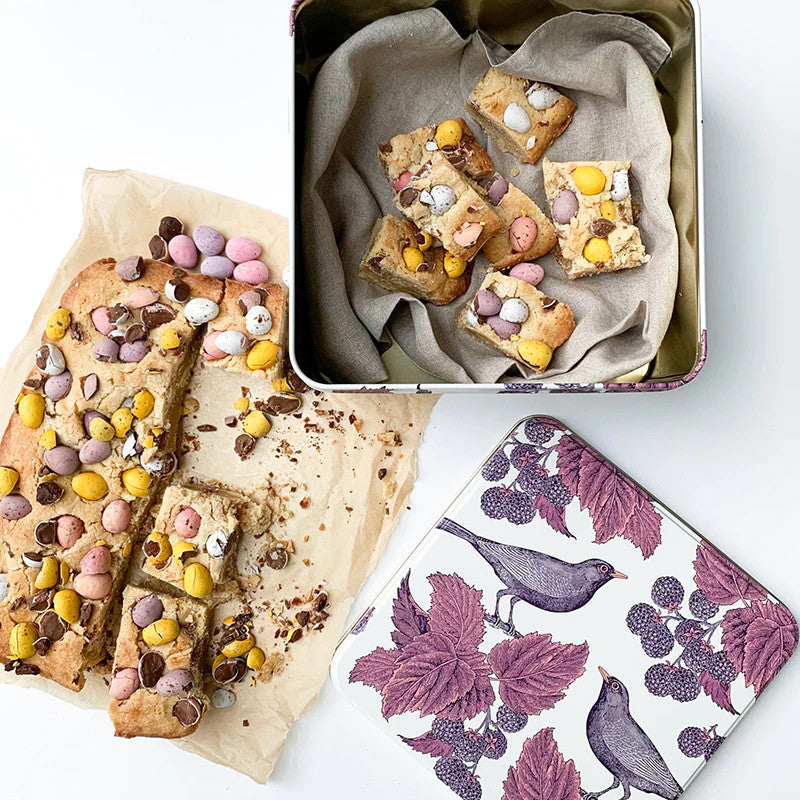 Thornback & Peel Blackbird & Bramble Set of 3 Square Cake Tins