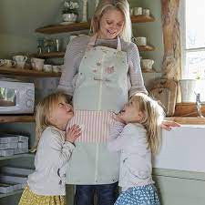 Susie Watson Queen Bee Apron.