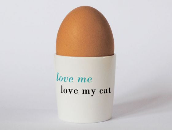 Repeat Repeat's Sitting Cat Egg Cup