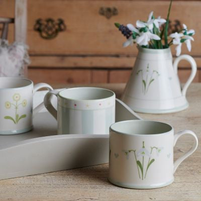 Susie Watson pottery Snowdrop Straight Mug. 