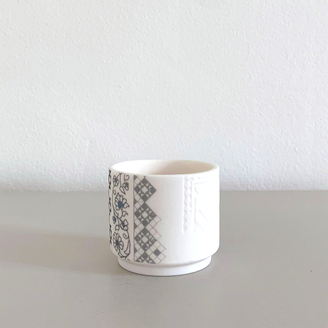 Alex Allday Jasmine Ceramic Small Footed Tea Light Holder