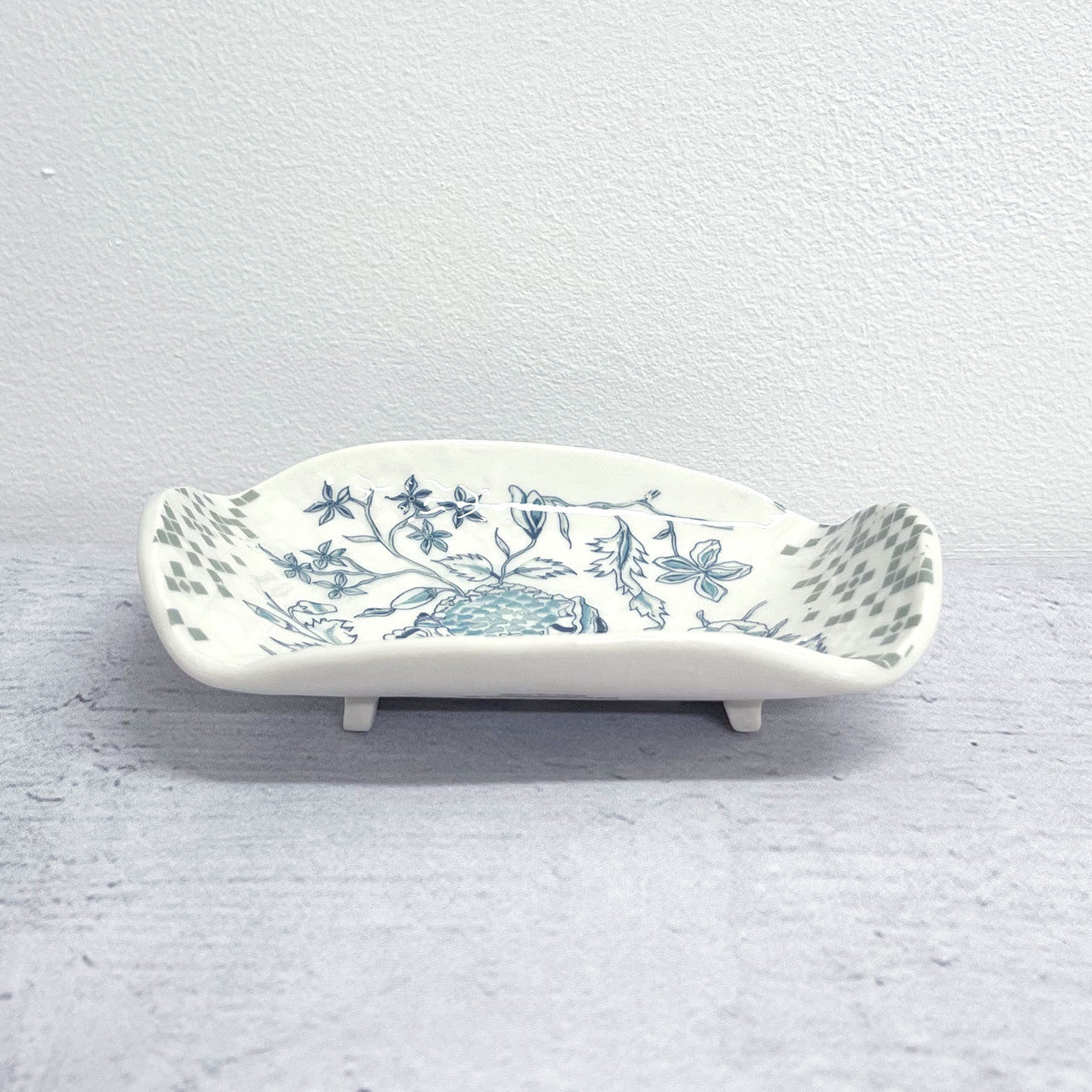 Alex Allday Peony Ceramic Soap Dish