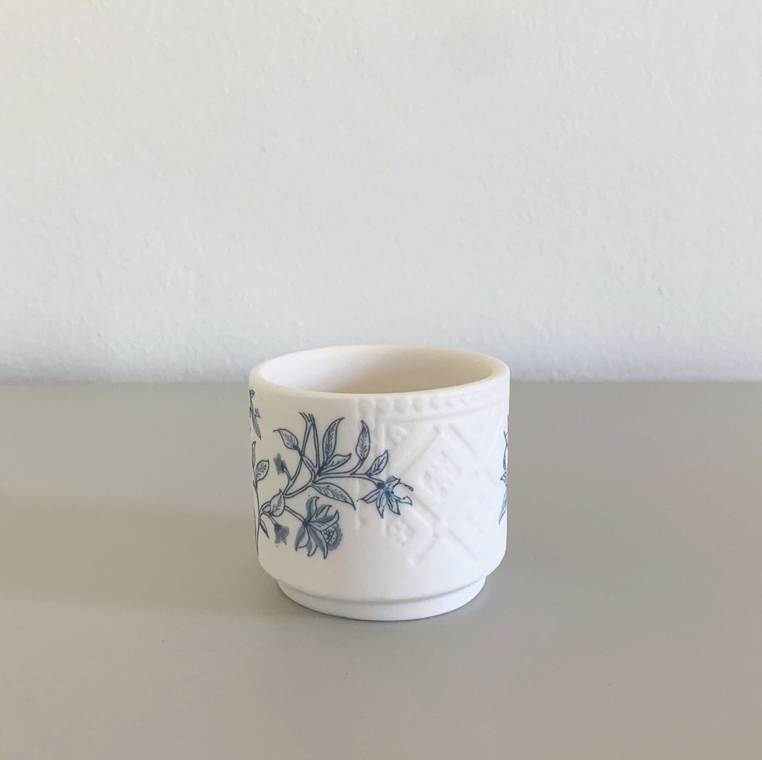 Alex Allday Azalea Ceramic Small Footed Tea Light Holder