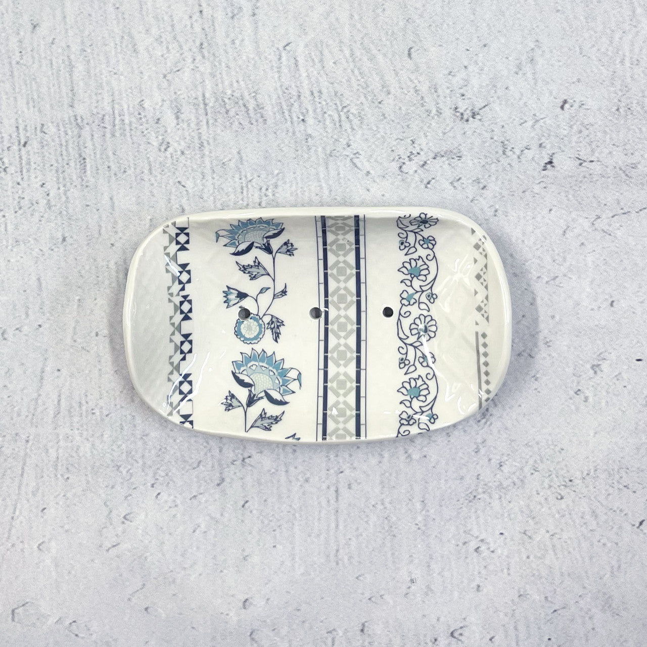 Alex Allday Jasmine Ceramic Soap Dish