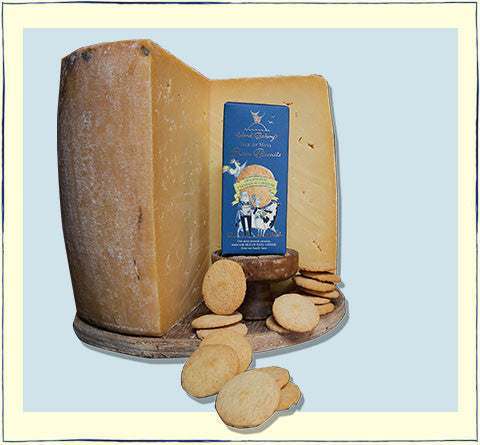 Island Bakery Organics Cheese Biscuits with Farmhouse Cheddar