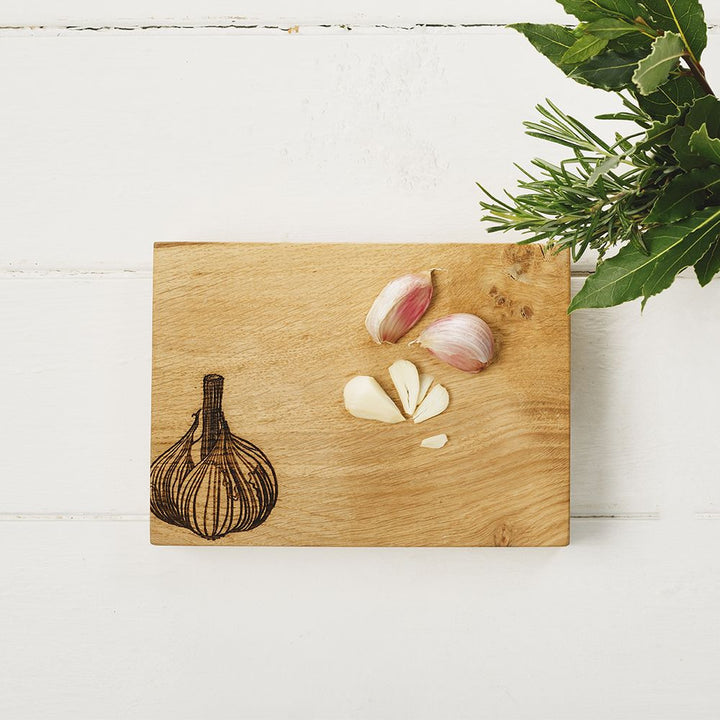 Garlic Oak Chopping Board - 19cm