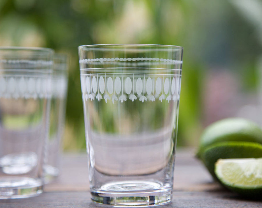 Tumbler with Ovals Design by The Vintage List.