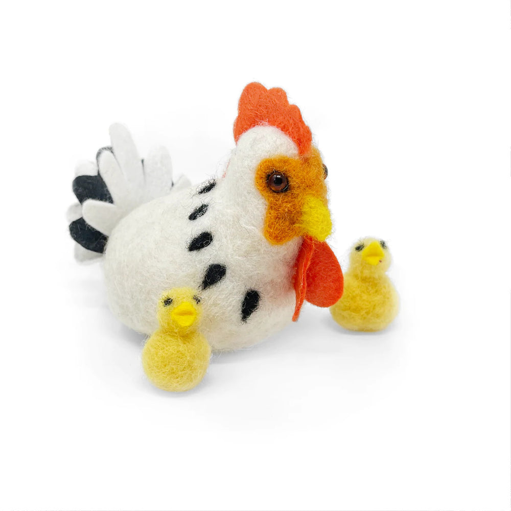 Hen & Chicks Needle Felting Kit from The Crafty Kit Co. Made in Scotland