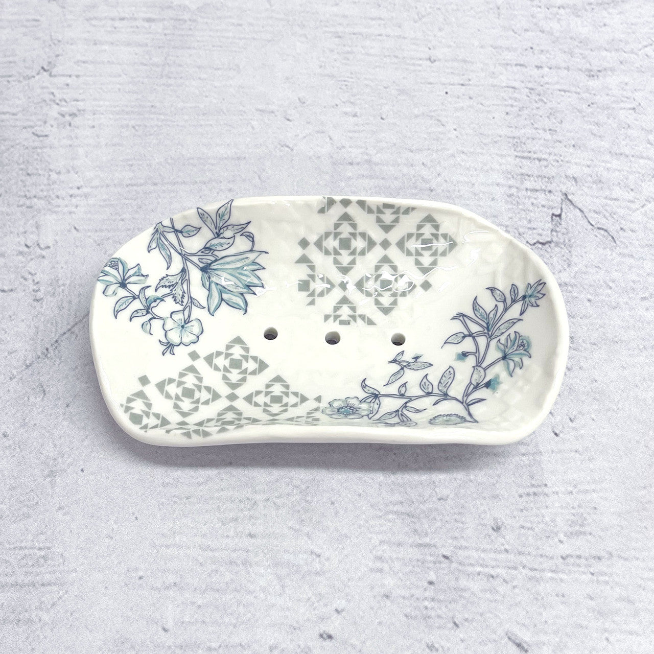 Alex Allday Azalea Ceramic Soap Dish