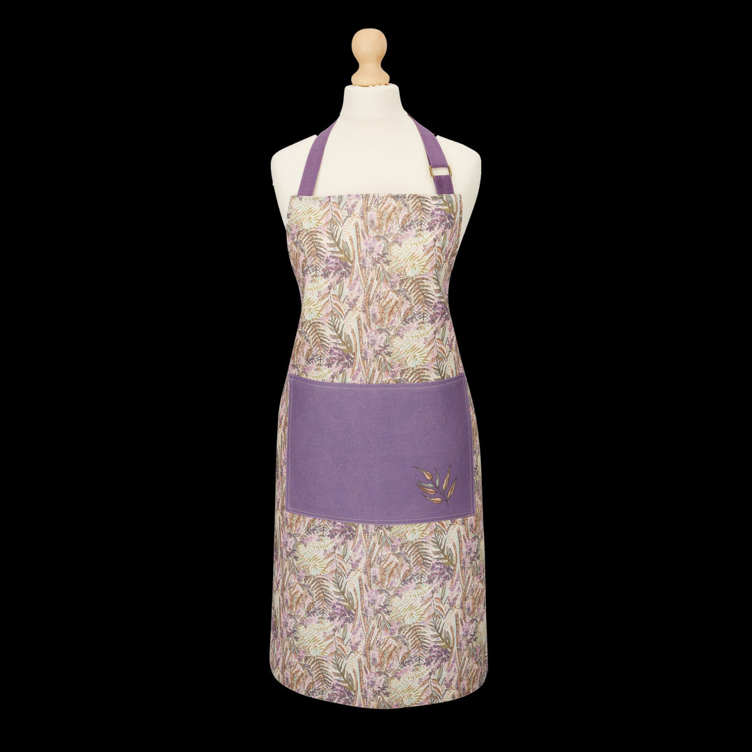 Ulster Weavers 100% cotton apron in the Mourne pattern.