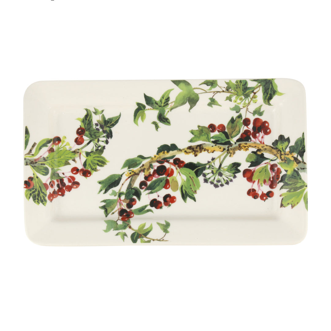Handmade medium oblong plate in Emma Bridgewater's Hawthorn & Ivy pattern.