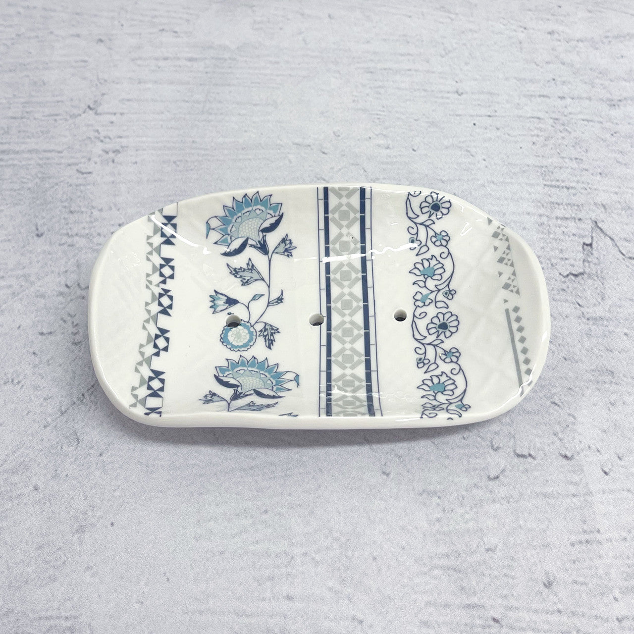 Alex Allday Jasmine Ceramic Soap Dish