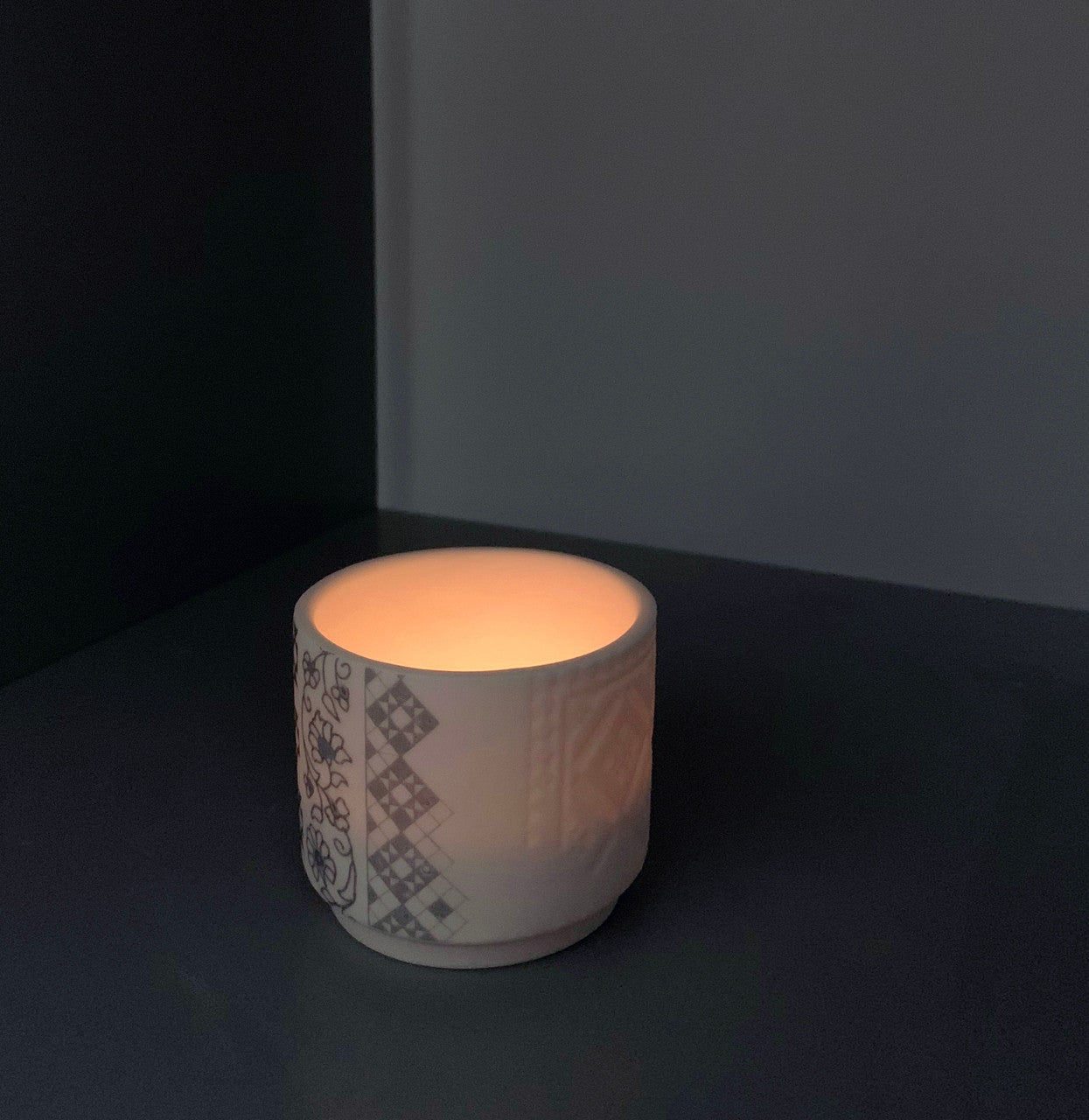 Alex Allday Jasmine Ceramic Small Footed Tea Light Holder