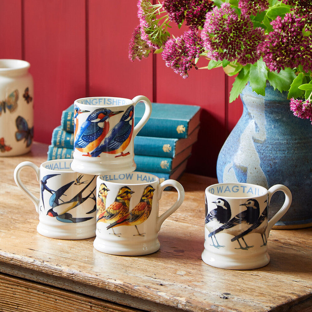 Emma Bridgewater Yellow Hammer Half Pint Mug. 