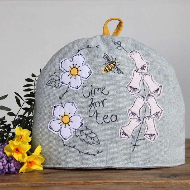 Poppy Treffry Wild Flowers Small Tea Cosy.
