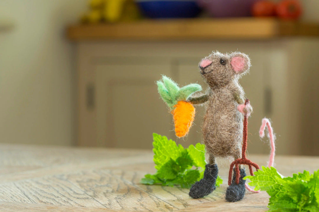 Gardener Mouse