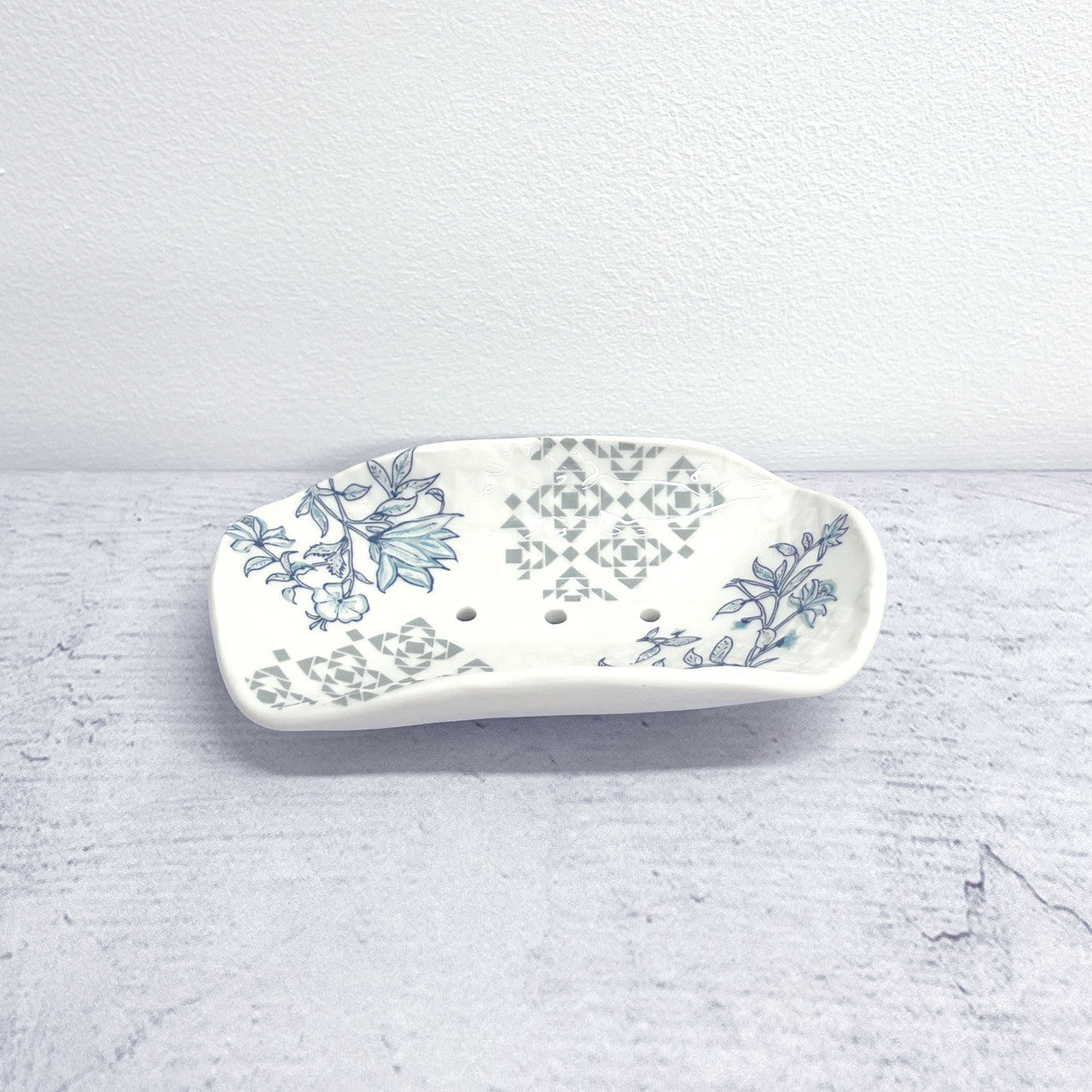 Alex Allday Azalea Ceramic Soap Dish